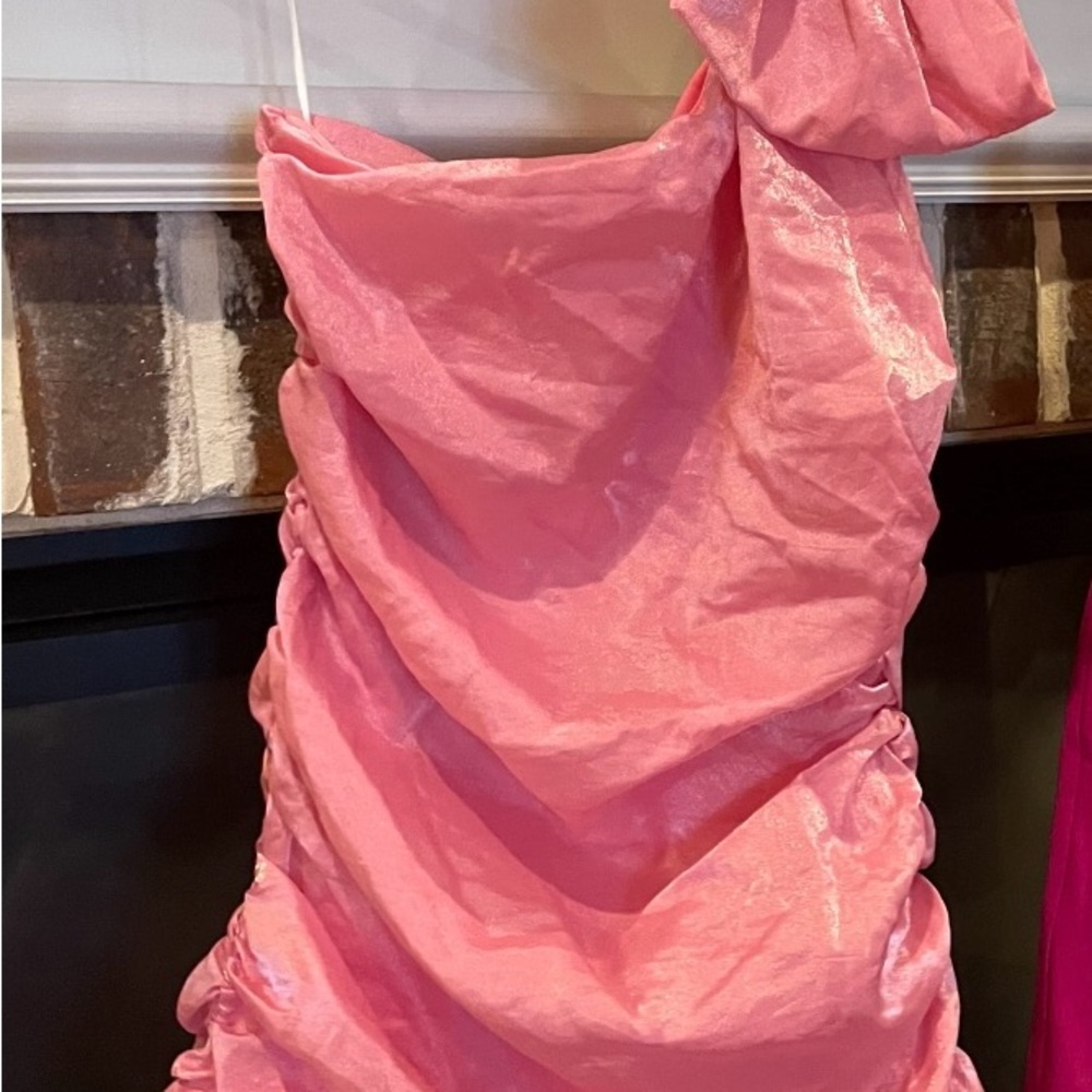 Hello Molly pink dress- size M